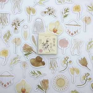 2 designs. 46 dreamcatcher stickers. Dream catchers and white flowers. Stationery supplies