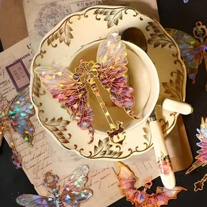10 Aufkleber. HAUSTIER. Facettiert. Retro. Magisch. Schlüssel. Libelle. Engel. Fledermaus. Flügel