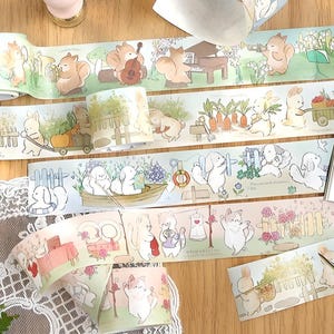1 rol, tekeningen, illustratie, bosdieren, washitape. Verhaal. Scrapbooken. Sticker. Eekhoorn. Hond. Kat. Konijn