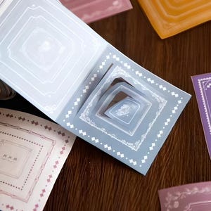 80 vierkant, lijststickers op rol. Scrapbooken. Basisvoorziening.