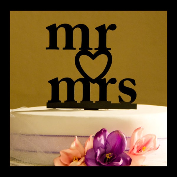 Mr and Mrs with Heart Wedding Cake Topper - Heart wedding cake topper - Mr. and Mrs cake topper -  wedding cake topper - Mr. and Mrs.