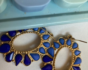 Vintage Set of Costume Jewelry - Etsy