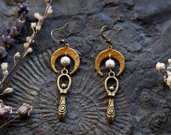 Earrings ⫸•Moon Goddess•⫷ Crescent Moon Earrings Goddess Worship Spirit Celtic Energy Brass Feminine Pagan Femininity Wicca Hippie Boho