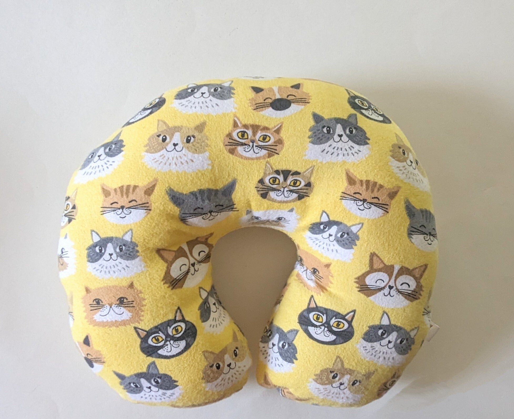 Cat travel pillow discount