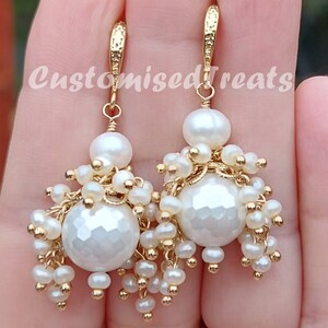 Unique Bridal Dangling Pearls Earrings, Wedding Earrings, Boho Bridal Earrings, Bridesmaid Gift, Bridal earrings