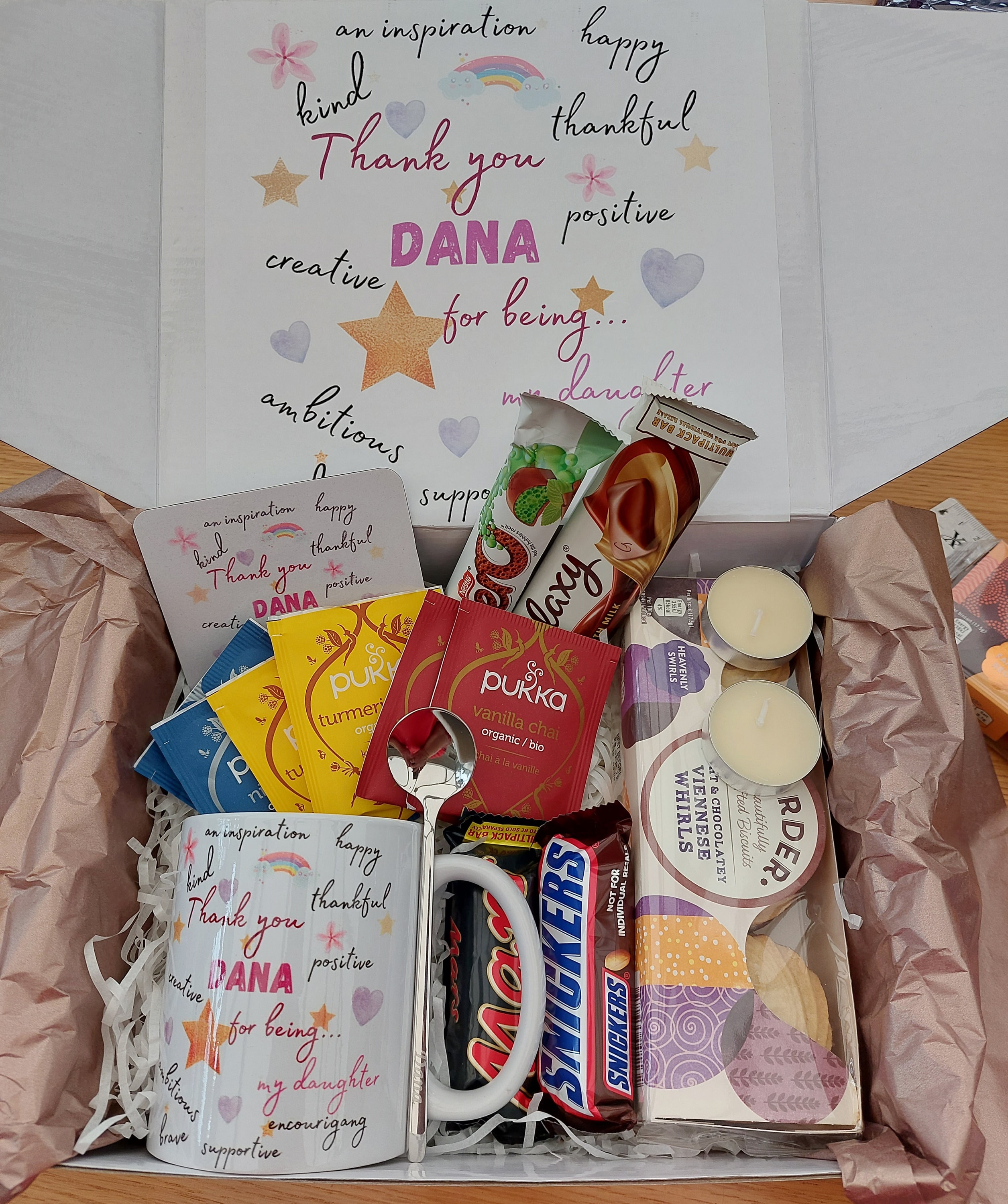 Self Care Hamper Personalizzato Spa Pamper Box, Gift Box Per Il Suo Compleanno, Hug In A Box, Mothers Gift Hamper - Best Friend Gifts, New Mum - Italia - Foto 7