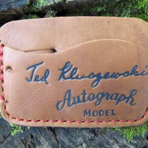 Vintage Baseball Glove Leather Two Pocket Card Wallet Case - Ted Kluszewski (Cincinnatti Reds)