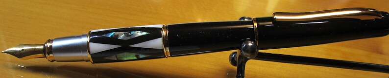 Med Nib Clever wood box Jinhao Quality new Fountain pen with Mother of Pearl Diamond shape inset