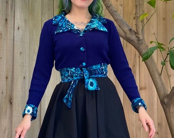 Vintage 1970’s Blue Floral Cropped Sweater