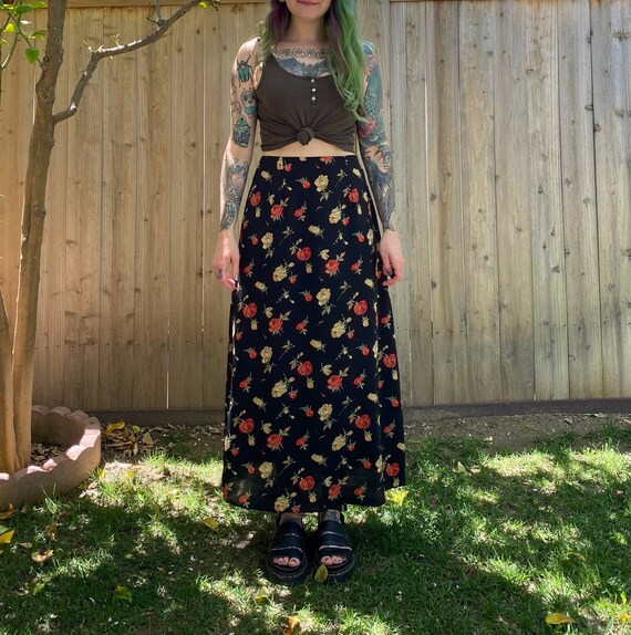Vintage 1990’s Long Black Skirt with Red and Tan R