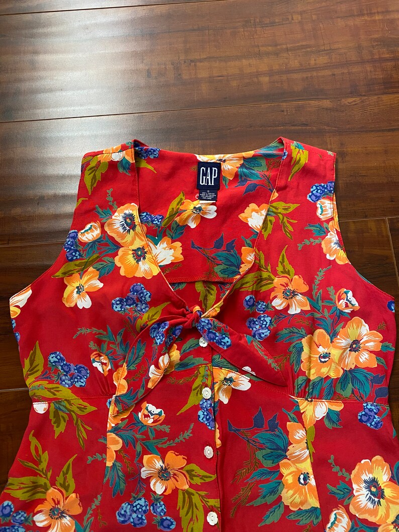 Minirobe rouge à fleurs des années 1990, Gap image 6