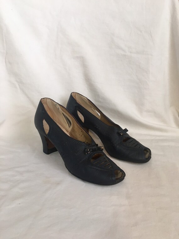 Vintage 1930’s Dark Blue Peep Toe Heels
