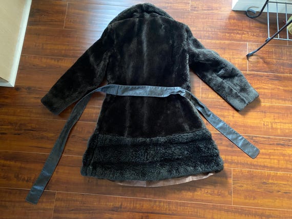 Vintage 1970’s Brown Faux Fur Coat - image 5