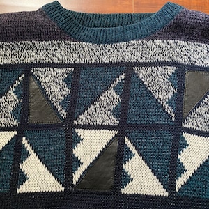 Vintage 1980e Blue and Black Geometric Sweater image 9