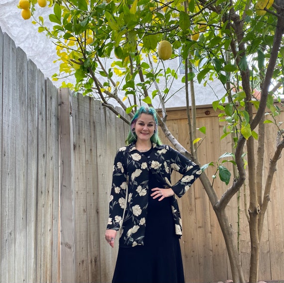 Vintage 1990’s Sheer Black and White Floral Blouse - image 2