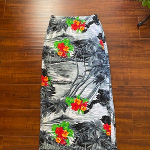 Y2K 2000s Grey Hawaiian Print Maxi Skirt image 4