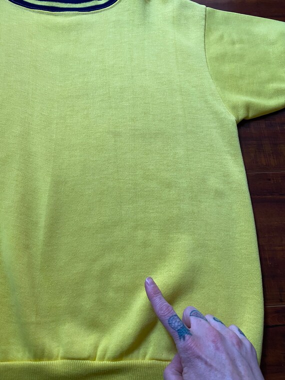 Vintage 1980’s Yellow Short Sleeve Sweatshirt - image 9