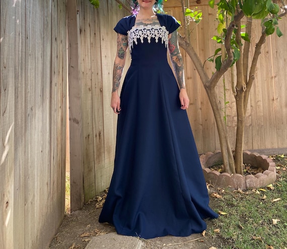 one strap beach wedding dresses Sparkly A-line Scoop Neck Spaghetti Straps Dresses, MW1038 Color:Whiskey Brown %0D%0A*%20Pay%20special%20attention%20on%20measurements%20to%20ensure%20proper%20fit Sleeve Type_Cape Linen Amalfi Shirt (LS)