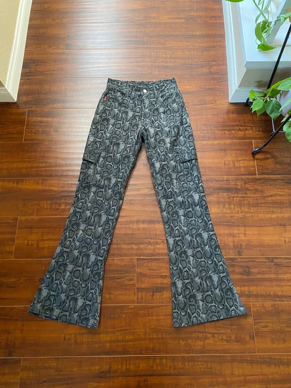Vintage 1990’s Grey Snakeskin Print Pants