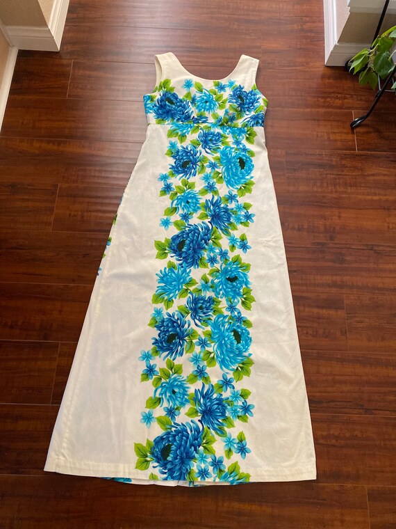 Vintage 1970’s Blue Floral Hawaiian Maxi Dress - image 4