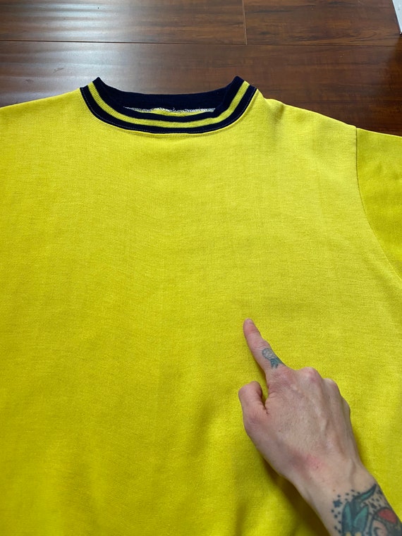 Vintage 1980’s Yellow Short Sleeve Sweatshirt - image 7