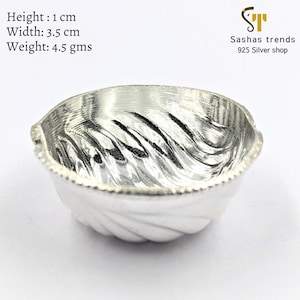 Silver mini leaf bowl - Kumkum haldi bowl - Return gift for navarathri/diwali/babyshower/krishnajanmastami