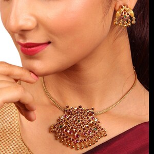 Akshaya Necklace