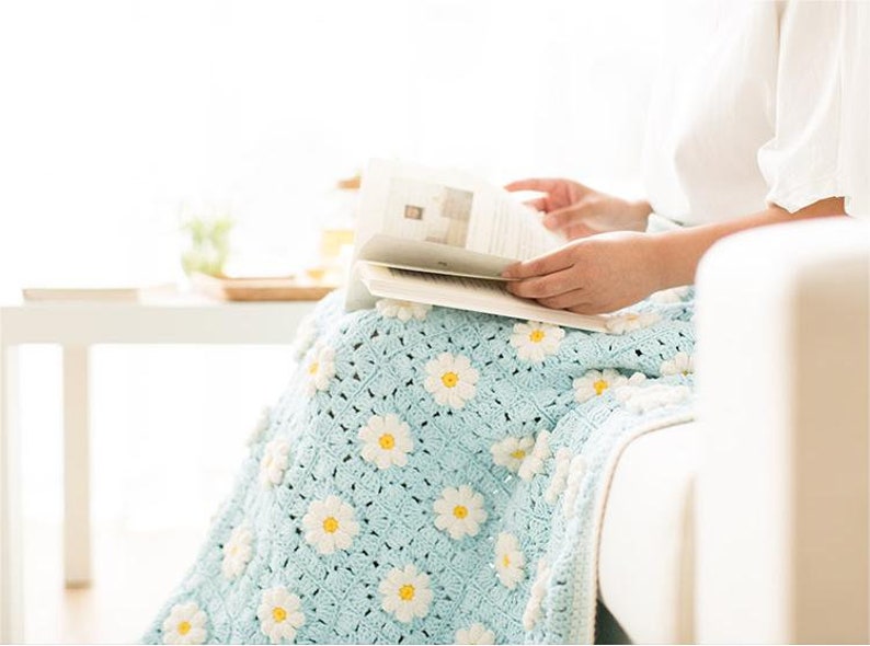 CROCHET Blanket Pattern,flower blanket,Marguerite Daisy Blanket,home decoration blanket image 3
