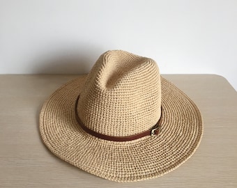 crocheted raffia straw fedora sun hat,white straw fedora hat with leather hat band,men's straw sun hat,unisex panama fedora sun hat