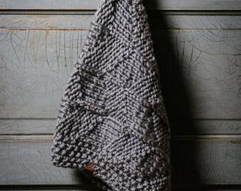 KNITTING PATTERN Trung Infinity Scarf