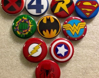 DC Comics Super Hero Buttons//Pins Marvel