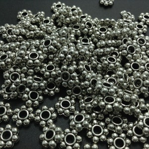 100 pcs x 8mm Amtique Silver Flower Beads , Spacer Beads