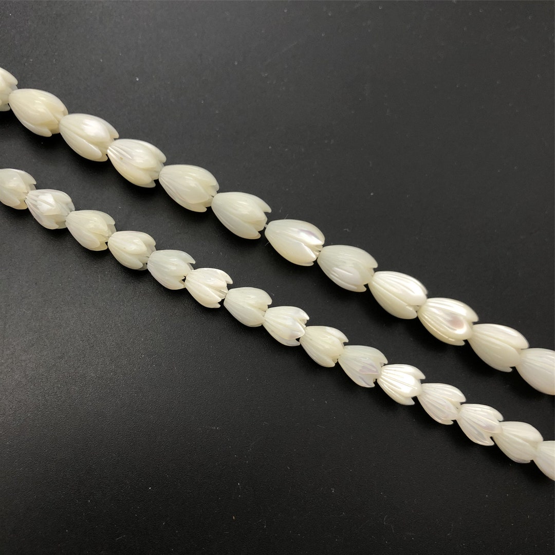 10pcs Mother of Pearl Pikake Beads ,jasmine Flower Beads 7x8mm /8x11mm