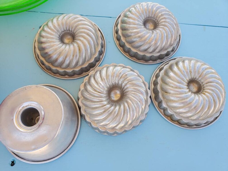 Vintage Jello Molds and Mini Bundt Pan Etsy