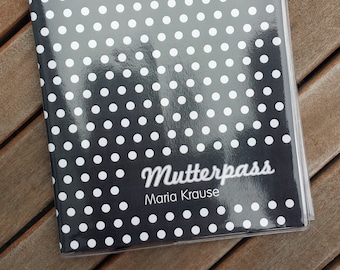 Polkadots mother passport sleeve