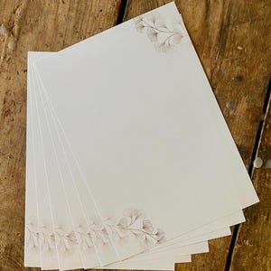 Elegant stationery set with a ginkgo design – stylish writing with attention to detail image 2
