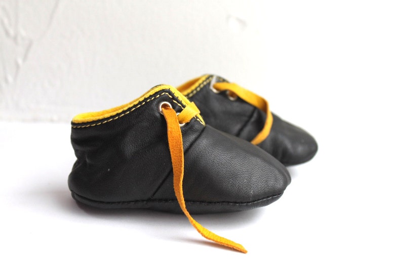 3 6 Months Slippers / Baby Shoes Lamb Leather OwO SHOES Black Yellow image 1