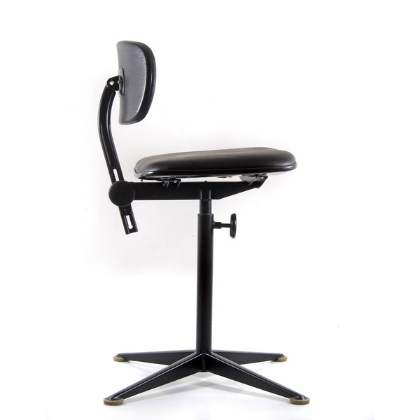 Seventies Friso Kramer desk chair - modernism, eames, jean prouve, charlotte perriand, arne jacobsen, grete jalk, hans wegner, finn juhl