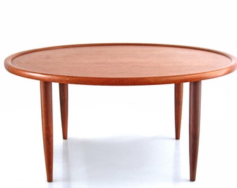 Danish round coffee table - hans wegner, fifties,vintage, eames, grete jalk, arne jacobsen, tapiovaara, friso kramer, finn juhl, alvar aalto