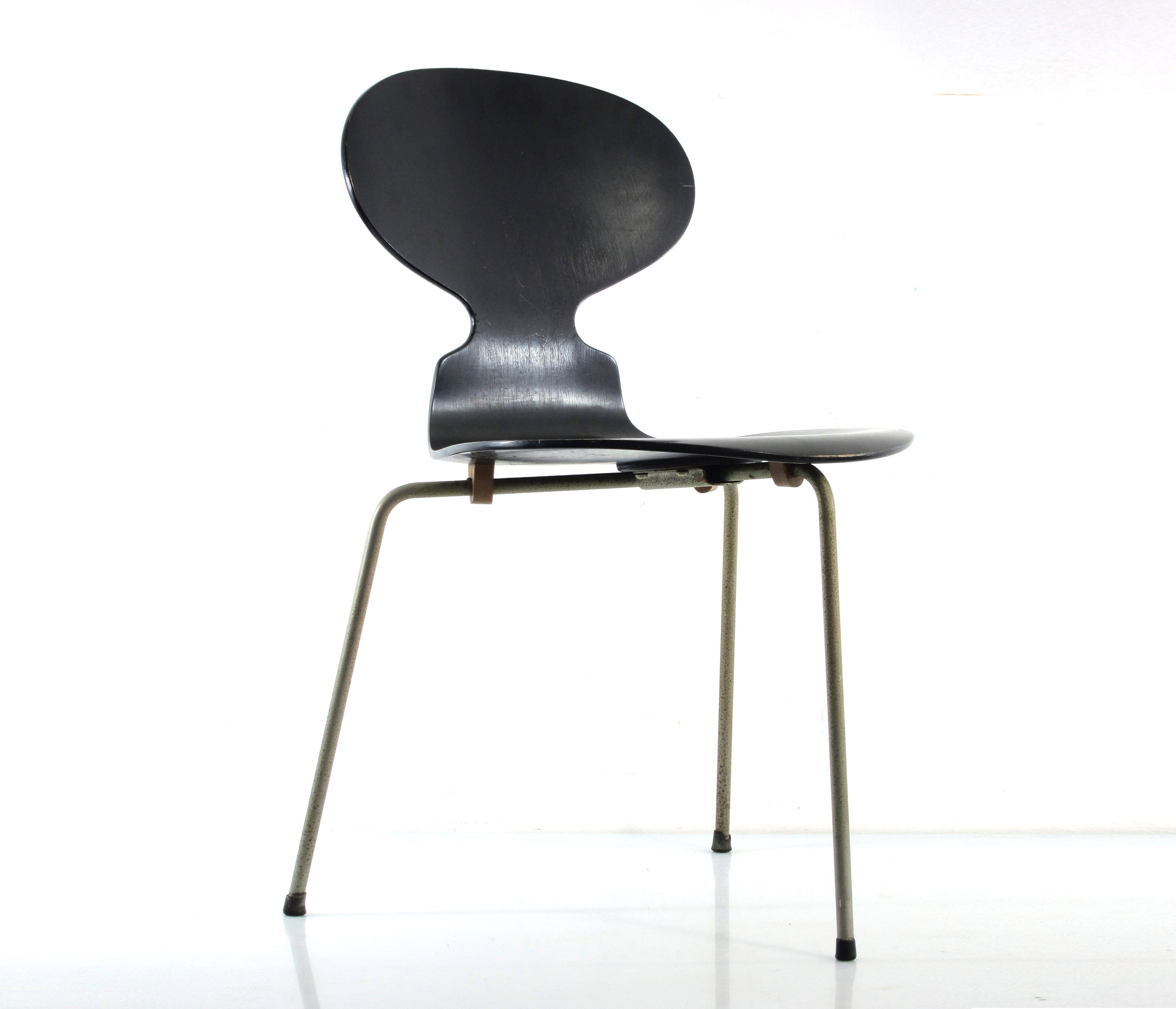 Arne Jacobsen 3 Legged Ant Chair Mid Century Vintage Fifties