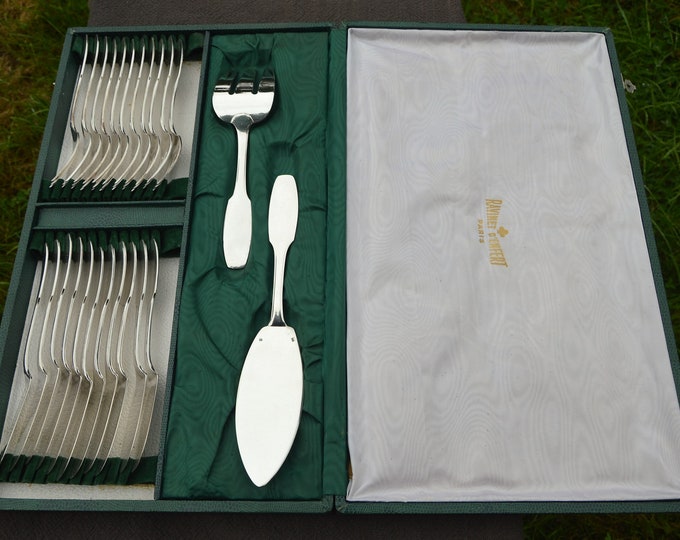 Ravinet D'Enfert 11 Fish Knives 11 Fish Forks Pair Servers Set French Silver Plated Marked  Ravinet D'Enfert Cutlery Flatware Forks Knives