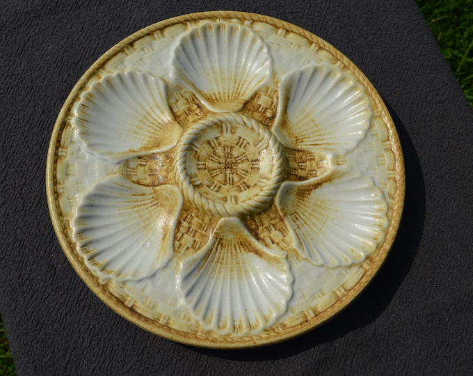 Oyster Plate Longchamps Huitre Mussel Fish Plate Light Brown White Vintage French Super Condition Seafood Plate Shellfish Plate Oyster Plate