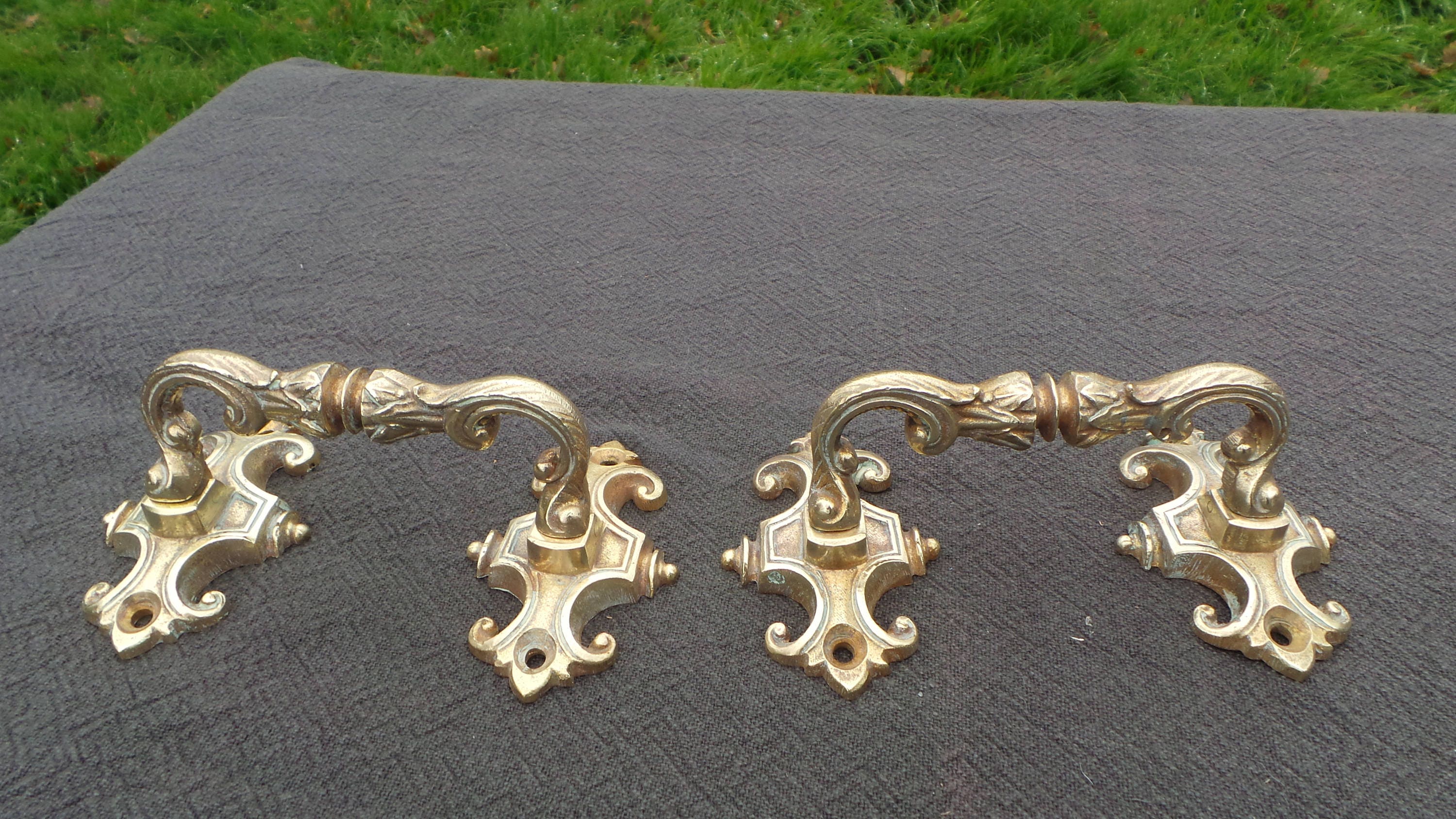 Versailles Chic Gorgeous Polished Bronze Door Fittings Handles Antique Classic French Bronze Set of Two Drawer Door Handles Chateau