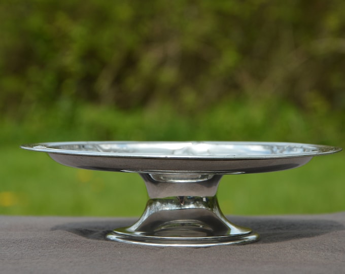 Vintage French Silver Plate Tazza Pedestal Dish Fruit Bowl Gallia Orfevrerie 1908-1929 Beautiful Design French Silver Plated Bowl