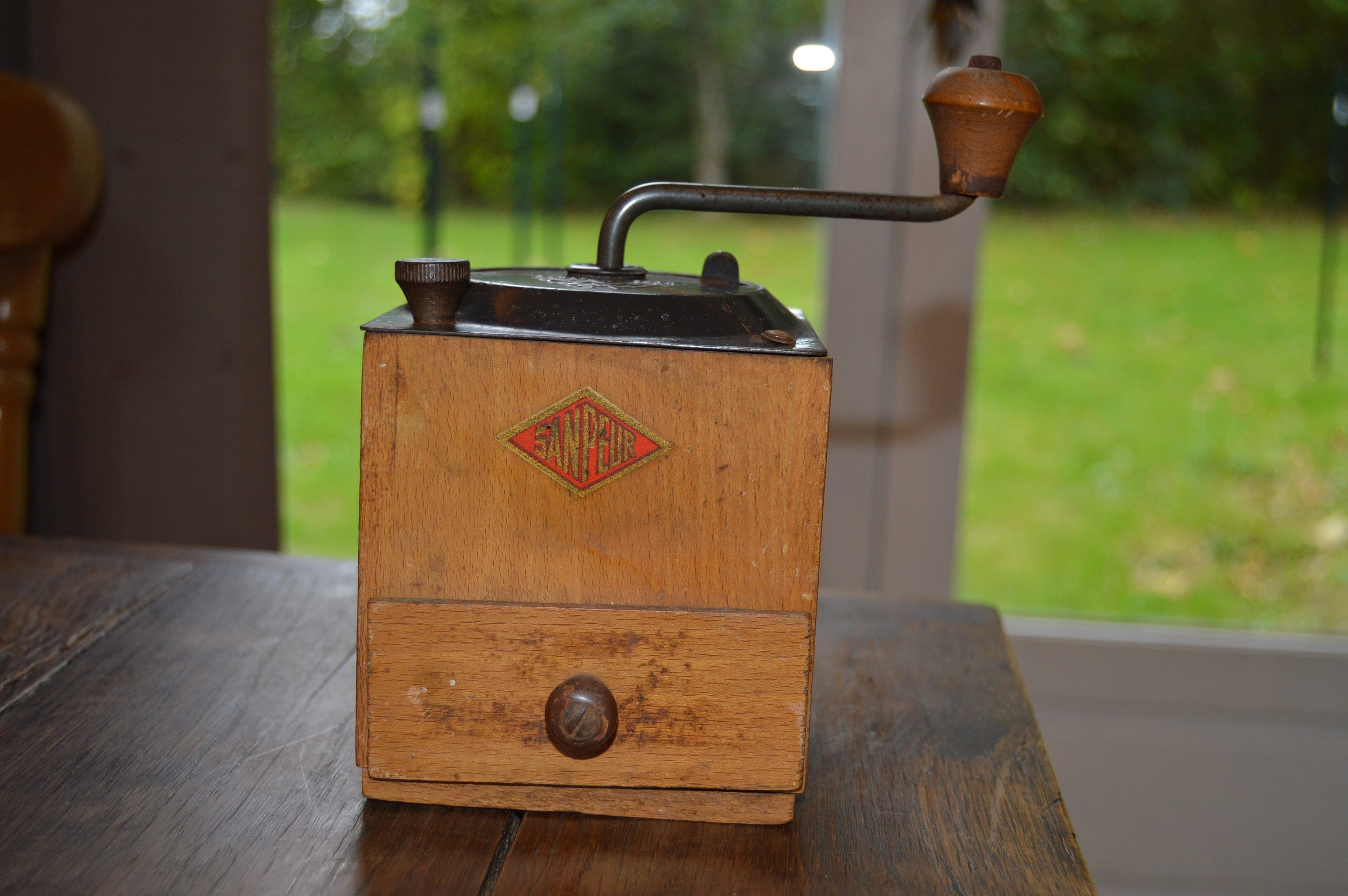 Vintage Français As Rrr Sanpeur Coffee Grinder Metal Handle Attachments Fully Working Moulin à Café 