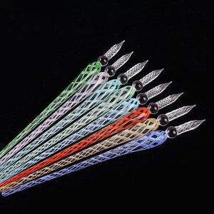 Handmade Fischernetz Muster Glas Dip Pen | Filigraner Mesh Design Signature Pen | Elegantes Kalligraphie-Werkzeug in lebhaften Farben