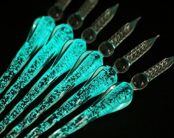 Glow in the Dark Glass Dip Pen – 7.5 Inch Glitter Ink Calligraphy Pen, 0.5-0.7mm Nib, Luminous Writing Pen for Journaling & Art
