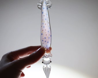 Handcrafted Squid-shaped Glass Dip Pen for Creative Writing - Unique Artistic Dip Pen for Ink Enthusiasts
