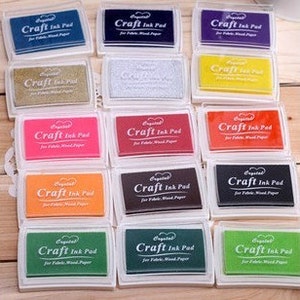 30%OFF set of 15 rubber stamps ink pad,DIY quick drying 15 colors ink pad for wood, fabric, paper working
