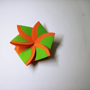Blumen Pop up pdf. explodierende Boxentasche. Explosionsgeschenk. cricut svg.